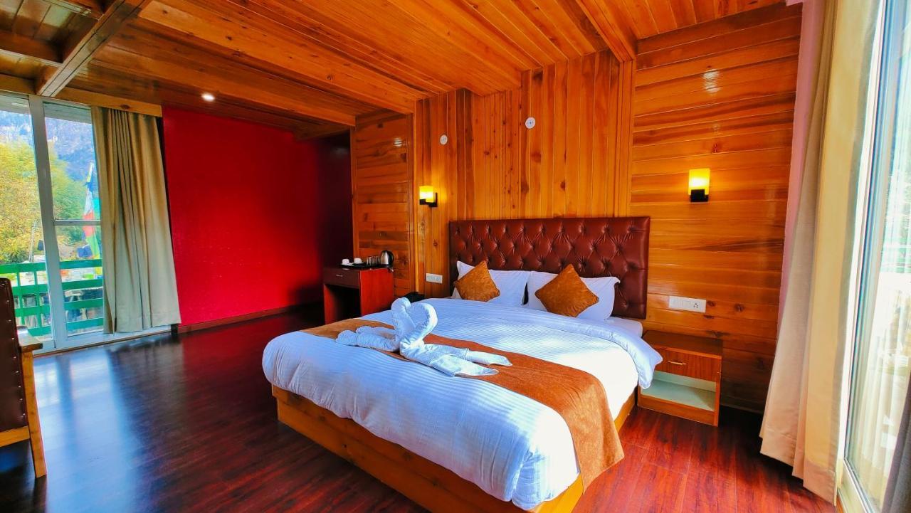 Hotel New Vistas Manali (Himachal Pradesh) Exterior photo